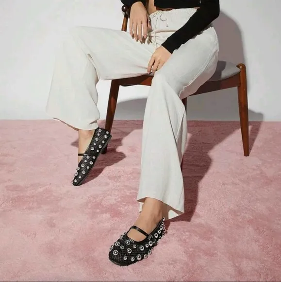 Women's Black Pu Riveted Closed Square Toe Dress Shoes