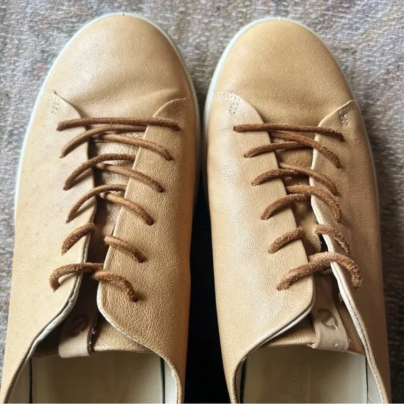 Women’s Ecco Soft Leather Tan Shoes Sneakers 10 Comfort Trainers Walking Classic