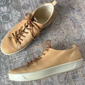 Women’s Ecco Soft Leather Tan Shoes Sneakers 10 Comfort Trainers Walking Classic