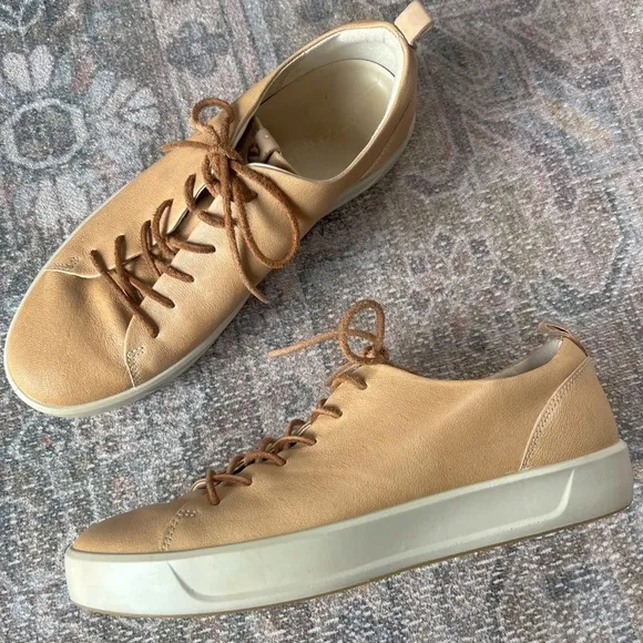 Women’s Ecco Soft Leather Tan Shoes Sneakers 10 Comfort Trainers Walking Classic