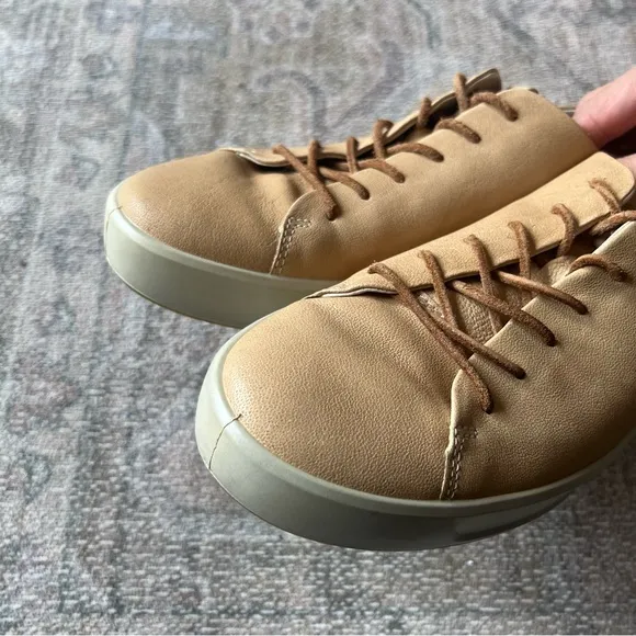 Women’s Ecco Soft Leather Tan Shoes Sneakers 10 Comfort Trainers Walking Classic