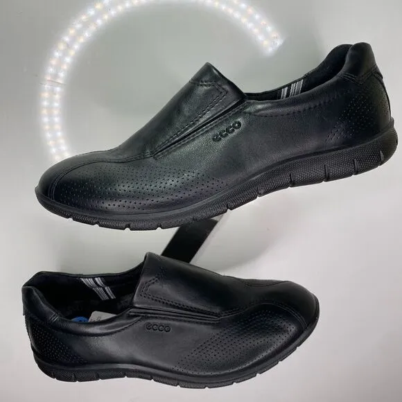 Women's Ecco Slip On Wedge Loafers Shoes Size 38 EU/7-7.5 US Black Leather