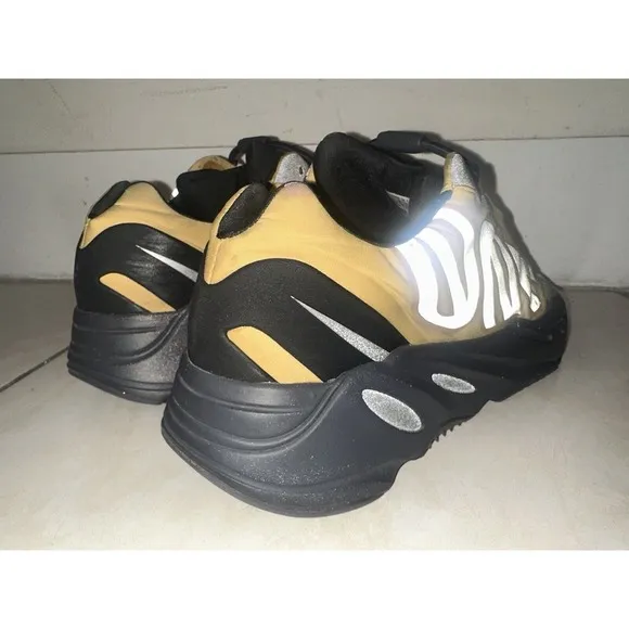 Yeezy Boost 700 Size 12 MNVN‎ Honey Flux