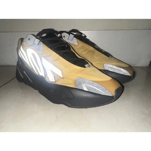 Yeezy Boost 700 Size 12 MNVN‎ Honey Flux