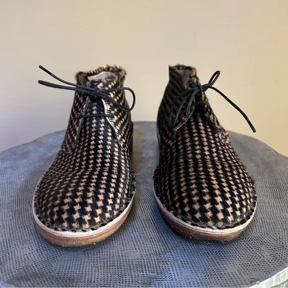 YMC~ Houndstooth Check Pony Hair Style  Chukka Ankle Boots in size 40  (US 9)