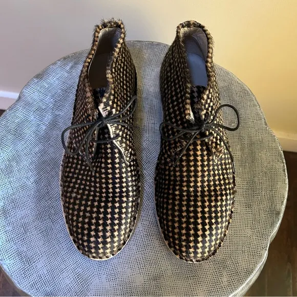 YMC~ Houndstooth Check Pony Hair Style  Chukka Ankle Boots in size 40  (US 9)