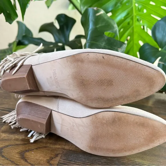 Zara Fringe Cream Suede Ankle Boots EU39 US8 ‘Display Shoes’